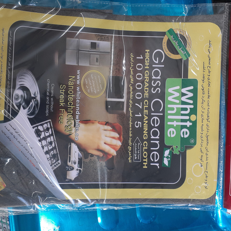 دستمال مرطوب White and White سیبرانی مناسب نظافت و استفاده روزانه